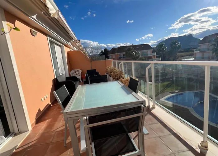 Atico Duplex Frente Al Mar En *